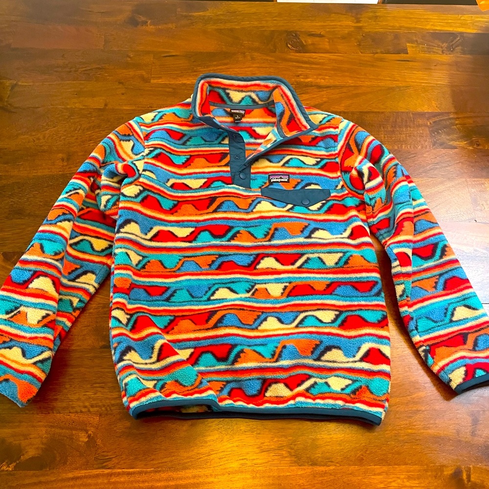 Patagonia multicolored pull over -